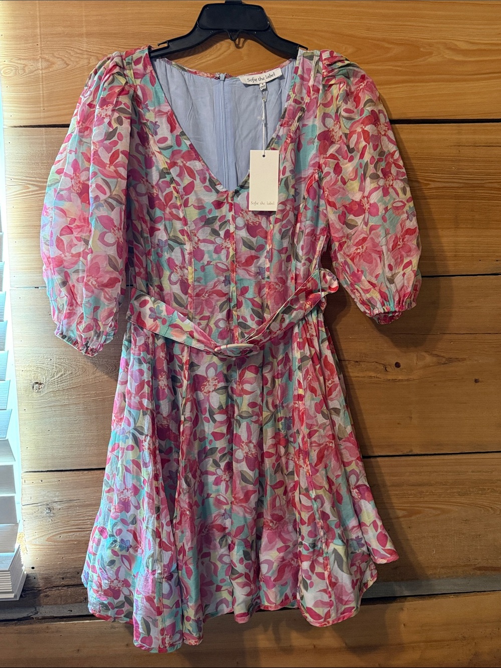 Softly Styled Pink Floral Puff-Sleeve Dress